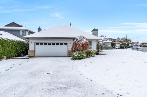 1372 Oxford Street, Coquitlam, BC 