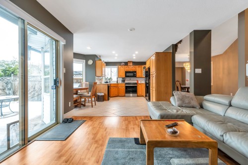 1372 Oxford Street, Coquitlam, BC 