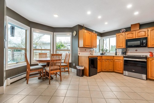 1372 Oxford Street, Coquitlam, BC 