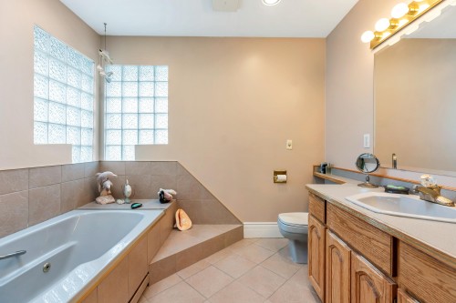 1372 Oxford Street, Coquitlam, BC 