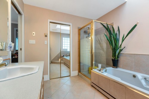 1372 Oxford Street, Coquitlam, BC 
