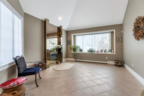 1372 Oxford Street, Coquitlam, BC 