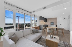 933-6300 Minoru Boulevard  Richmond, BC V6Y 0N1