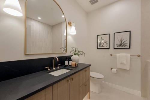 2542 Grant Street, Vancouver, BC 