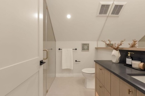 2542 Grant Street, Vancouver, BC 