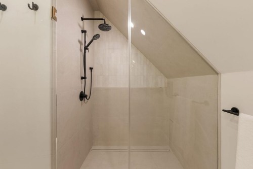 2542 Grant Street, Vancouver, BC 