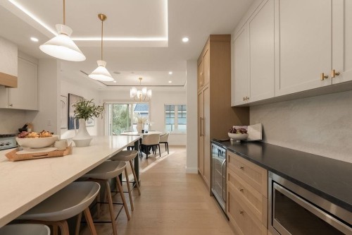 2542 Grant Street, Vancouver, BC 