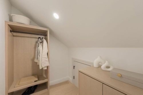 2544 Grant Street, Vancouver, BC 