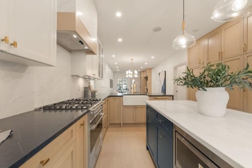 2540 Grant Street, Vancouver, BC 