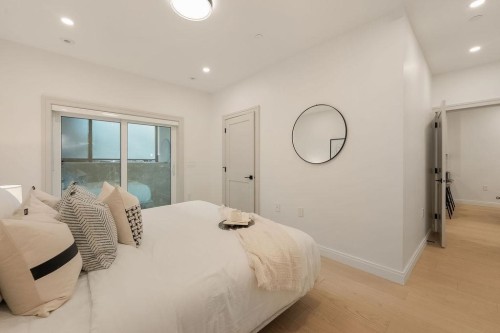 2540 Grant Street, Vancouver, BC 