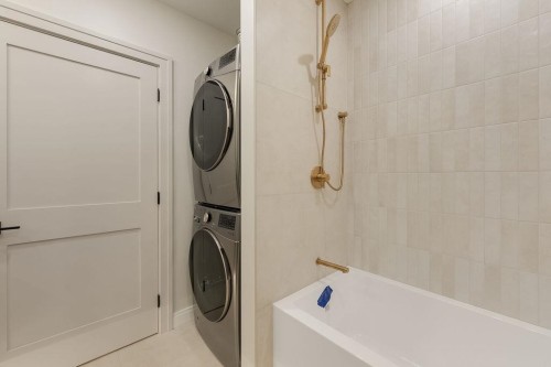 2540 Grant Street, Vancouver, BC 