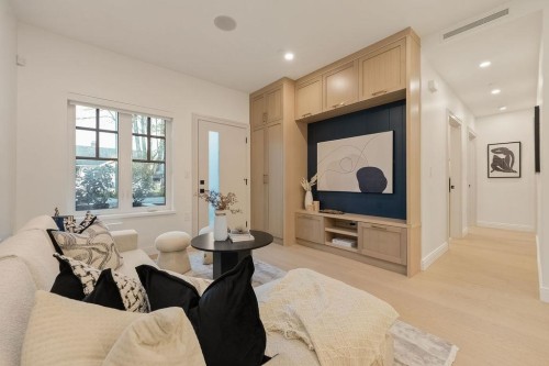 2540 Grant Street, Vancouver, BC 