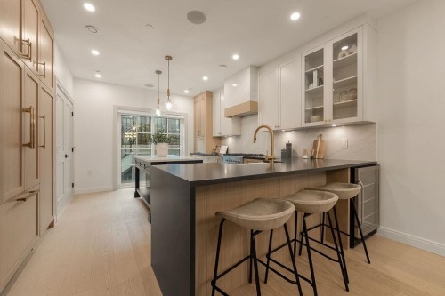 2540 Grant Street, Vancouver, BC 