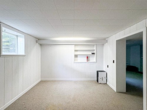 4922 Queensland Road, Vancouver, BC 