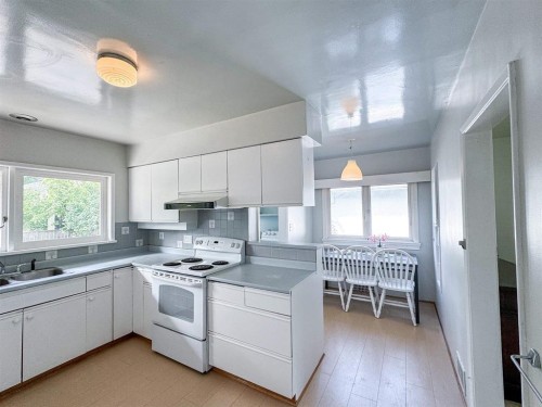 4922 Queensland Road, Vancouver, BC 