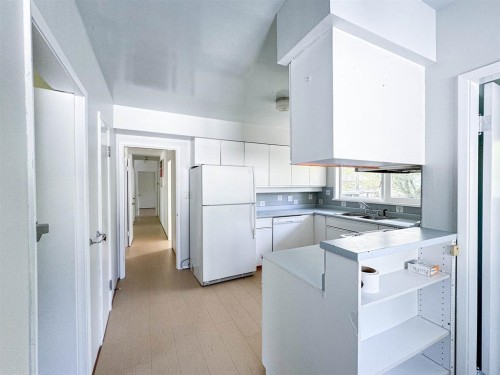 4922 Queensland Road, Vancouver, BC 