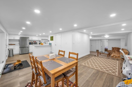 1249 Doran Road, North Vancouver, BC 