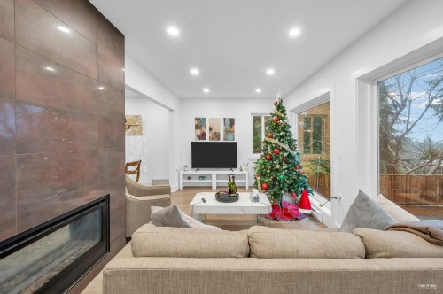 1249 Doran Road, North Vancouver, BC 