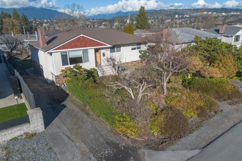 5745 Laurel Street, Burnaby, BC 