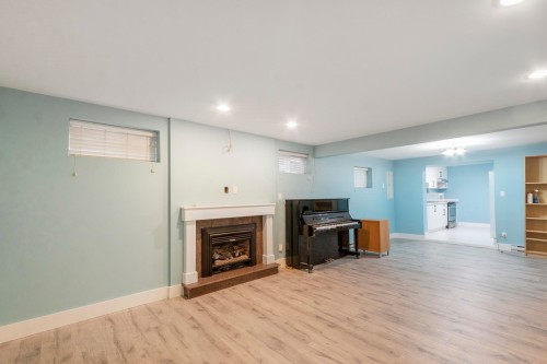5745 Laurel Street, Burnaby, BC 