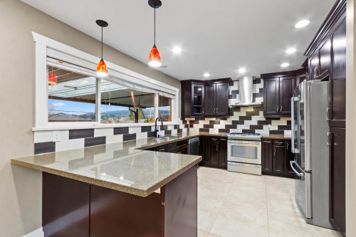 5745 Laurel Street, Burnaby, BC 