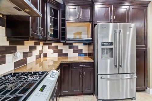 5745 Laurel Street, Burnaby, BC 