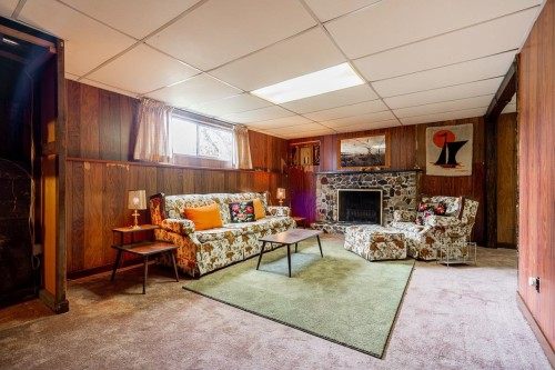 2293 Warrenton Avenue, Coquitlam, BC 