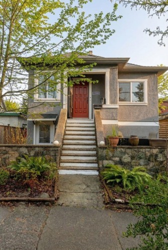 2156 Pender Street E, Vancouver, BC 