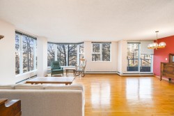 404-522 Moberly Road  Vancouver, BC V5Z 4G4