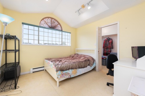 3606 Mckay Drive, Richmond, BC 