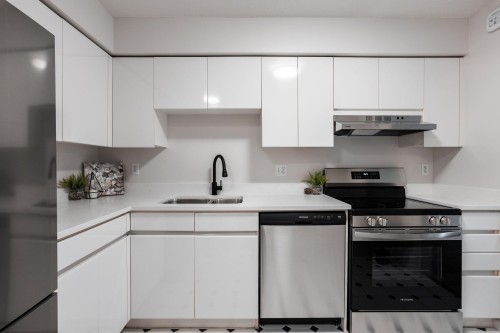 509-1327 Keith Road E, North Vancouver, BC 