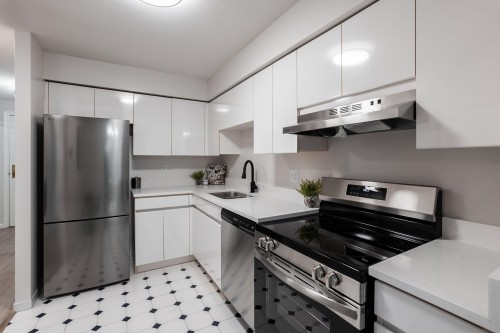 509-1327 Keith Road E, North Vancouver, BC 