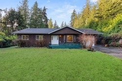 1559 Park Avenue Roberts Creek, BC V0N 2W2