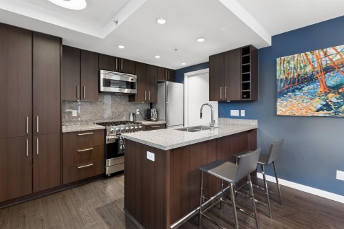 156 1St Avenue W, Vancouver, BC 