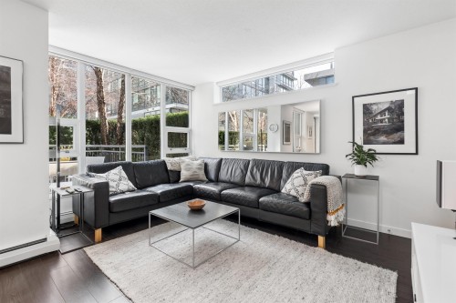 156 1St Avenue W, Vancouver, BC 