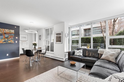 156 1St Avenue W, Vancouver, BC 