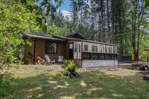 2000 Midnight Way, Squamish, BC 