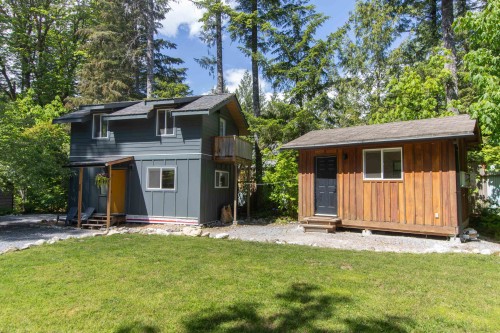 2000 Midnight Way, Squamish, BC 