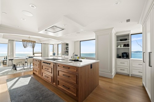 11-2250 Bellevue Avenue, West Vancouver, BC 