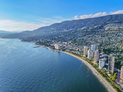 11-2250 Bellevue Avenue, West Vancouver, BC 
