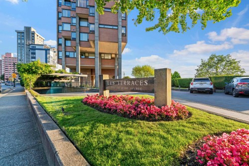 11-2250 Bellevue Avenue, West Vancouver, BC 