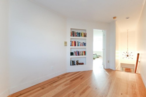 1355 7Th Avenue W, Vancouver, BC 