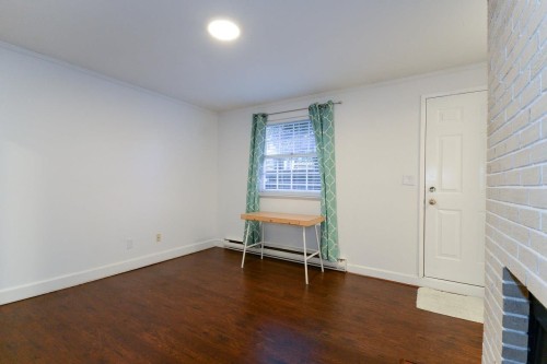 1355 7Th Avenue W, Vancouver, BC 