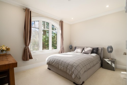 3287 38Th Avenue W, Vancouver, BC 