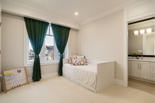 3287 38Th Avenue W, Vancouver, BC 