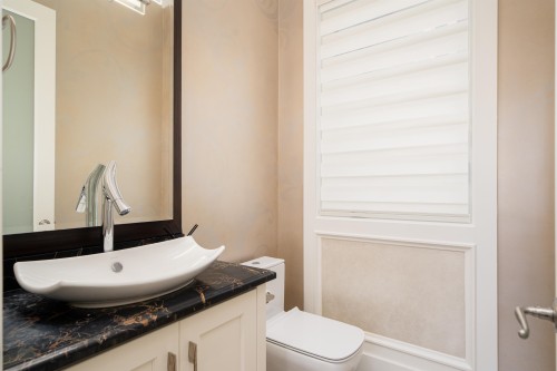 3287 38Th Avenue W, Vancouver, BC 