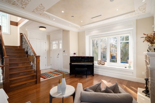 3287 38Th Avenue W, Vancouver, BC 