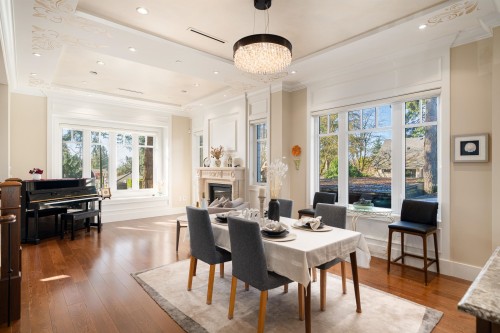 3287 38Th Avenue W, Vancouver, BC 