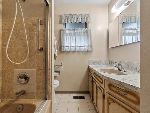 352 38Th Avenue E, Vancouver, BC 