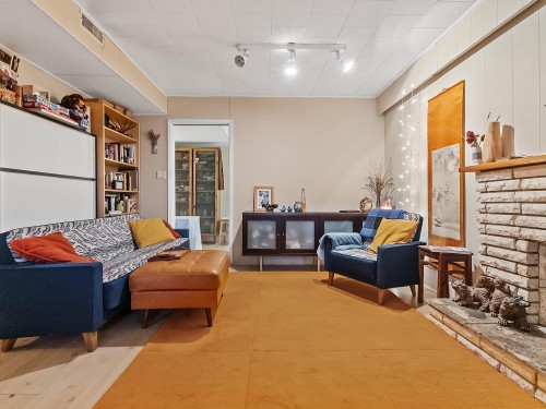 352 38Th Avenue E, Vancouver, BC 